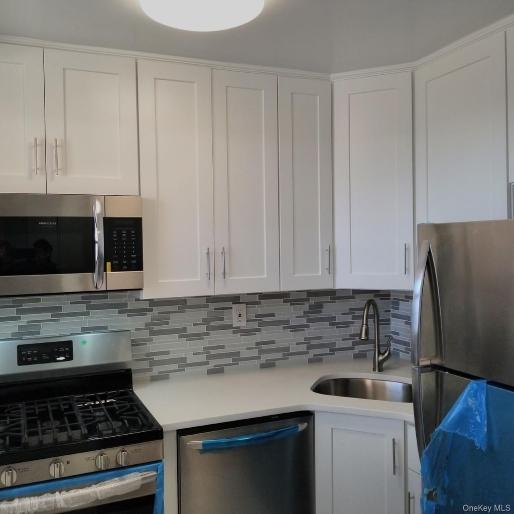 61-35 98th Street - Photo 4