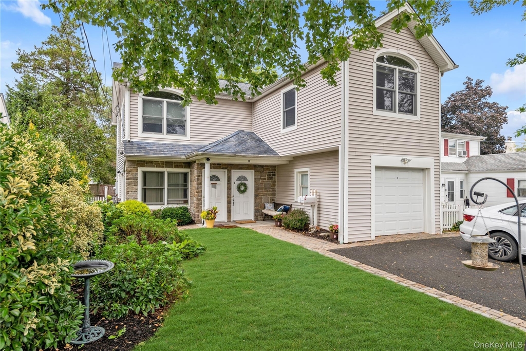 11 Nesaquake Avenue - Photo 2
