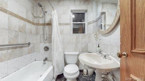 44-32 64 Street - Photo 10