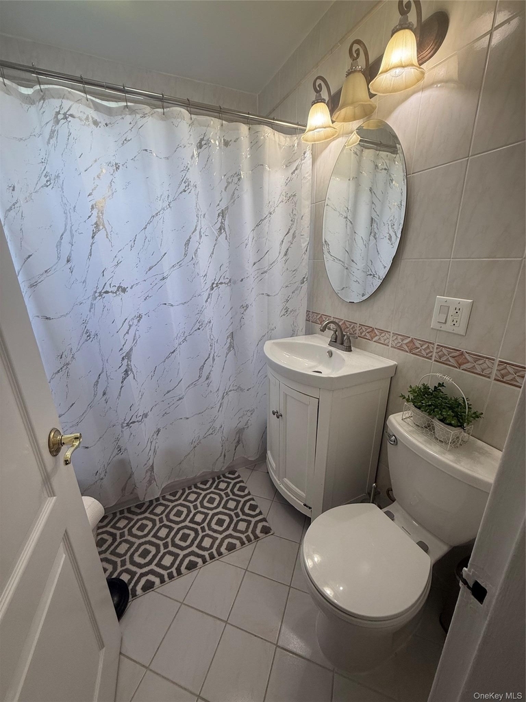 42 Winchester Avenue - Photo 2
