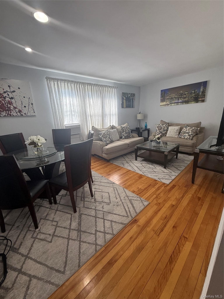 42 Winchester Avenue - Photo 8