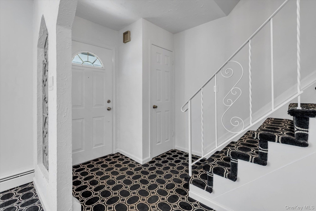 217 Bellerose Avenue - Photo 1