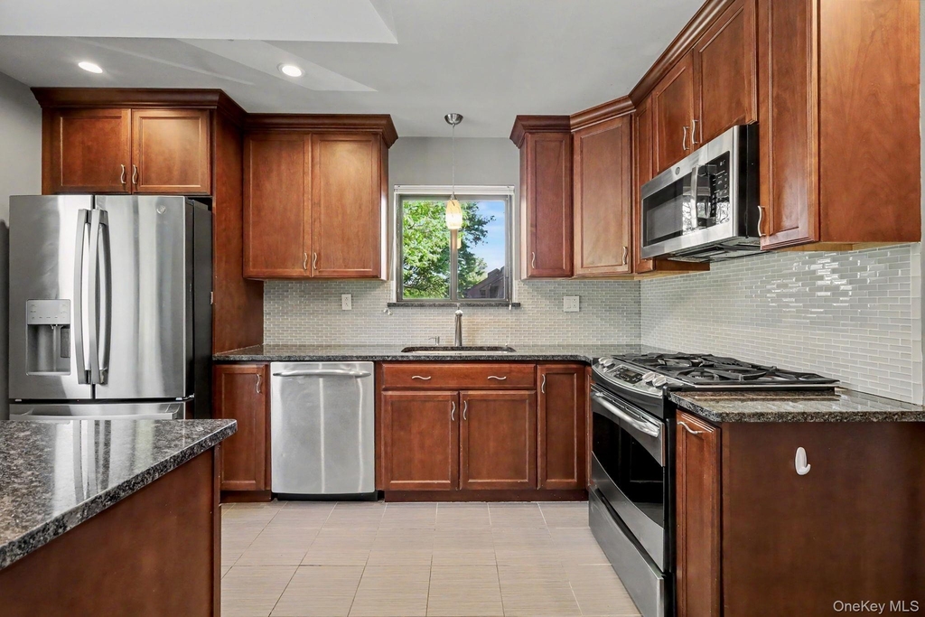 212 Old Farm Lane - Photo 5