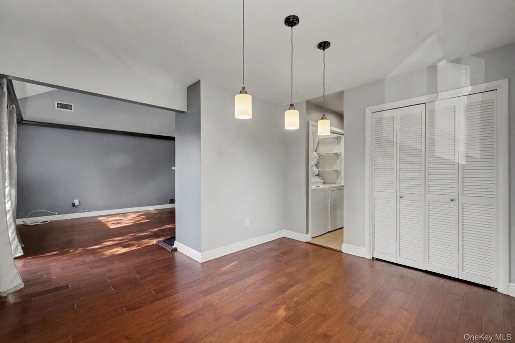 212 Old Farm Lane - Photo 11