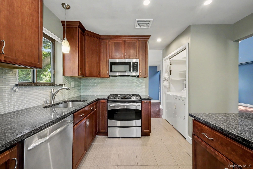 212 Old Farm Lane - Photo 8