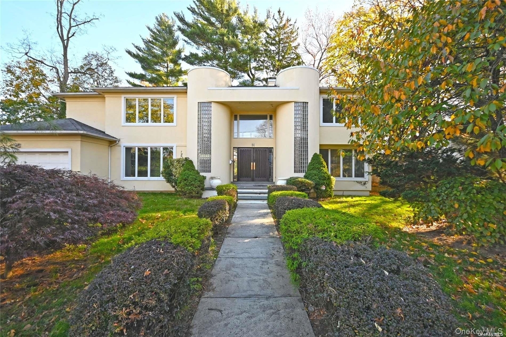 24 Warwick Road - Photo 0