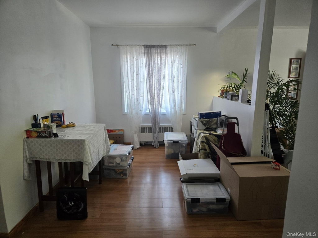 56-28 217 - Photo 2
