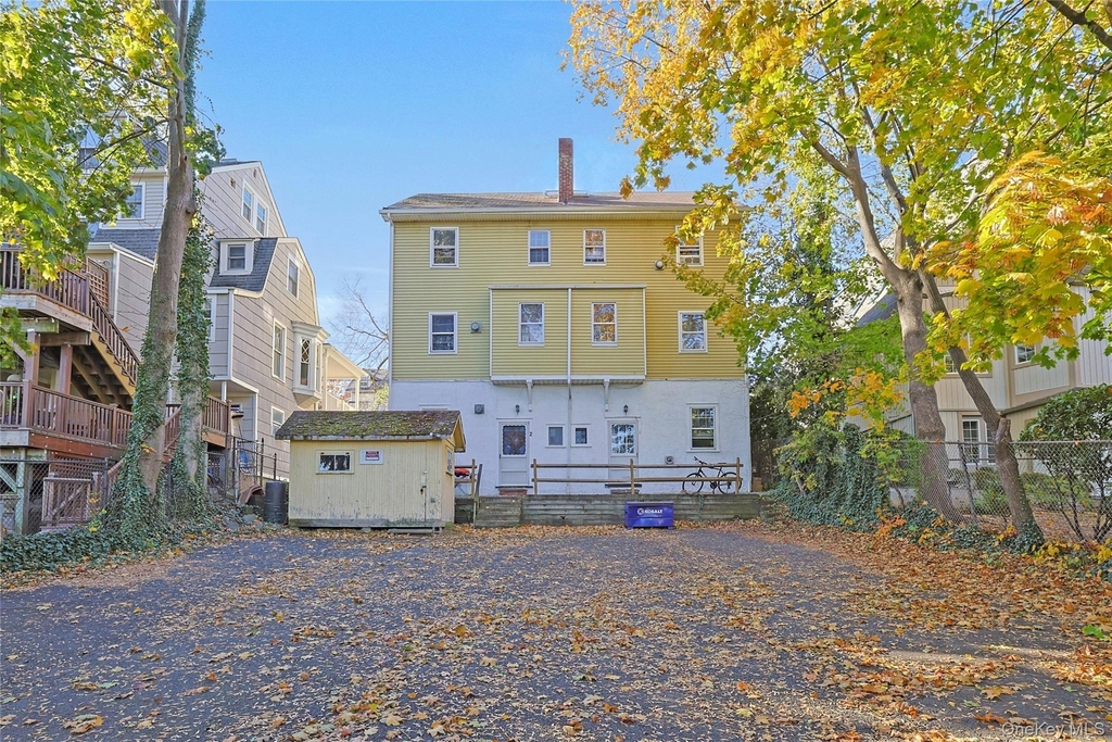 103 S Broadway - Photo 11