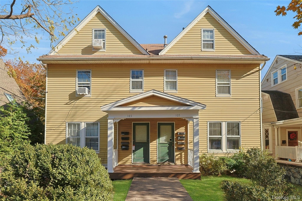 103 S Broadway - Photo 1