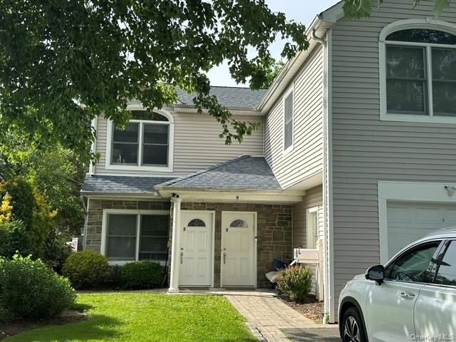 11 Nesaquake Avenue - Photo 1