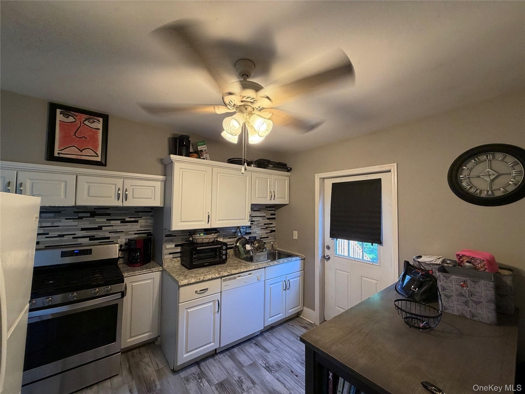 750 Broadway - Photo 2
