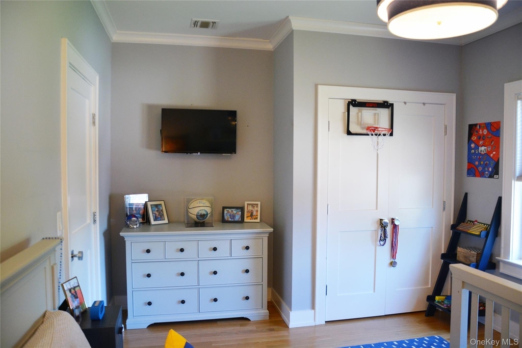 78 Orchard Avenue - Photo 12