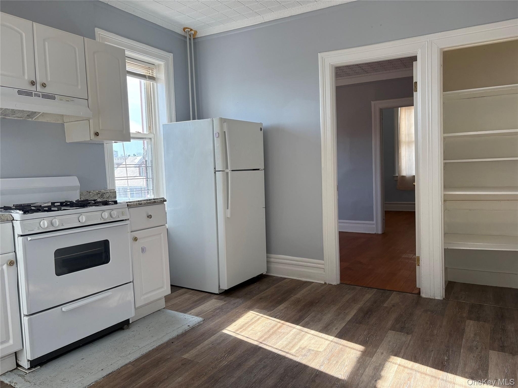 49 Fifth Street - Photo 2