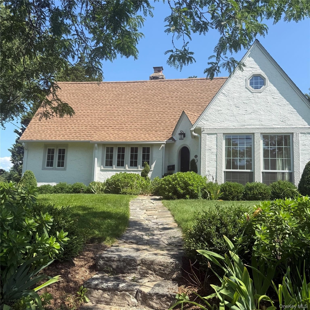 319 Oakland Beach Avenue - Photo 21