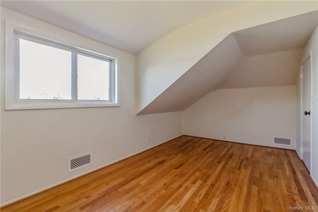 632 Shore Acres Drive - Photo 19