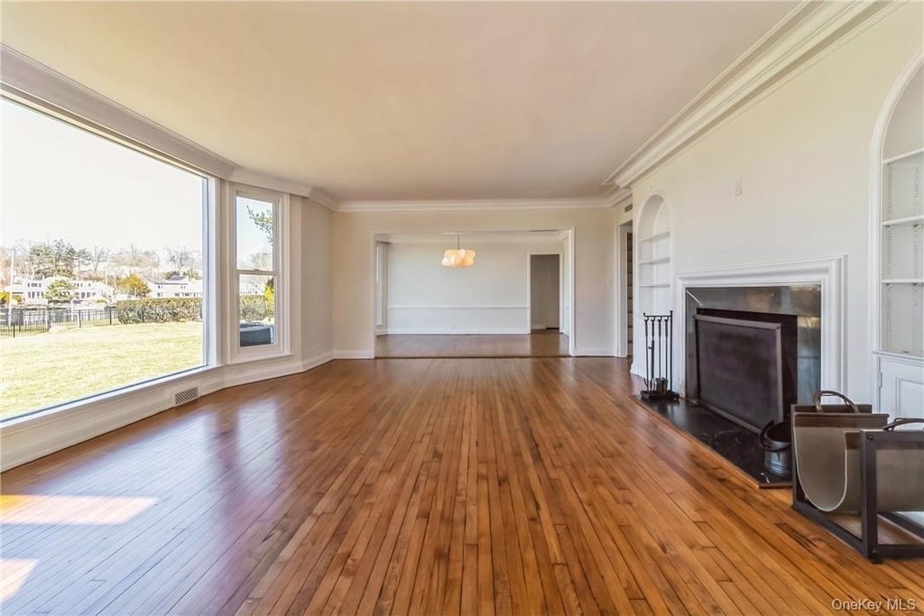 632 Shore Acres Drive - Photo 8