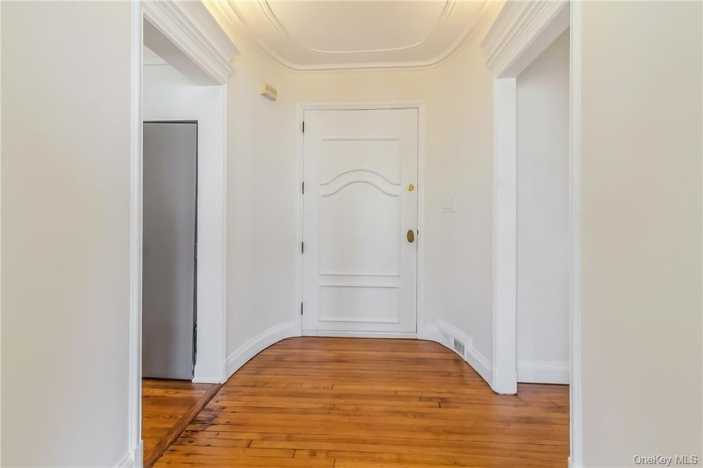 632 Shore Acres Drive - Photo 6