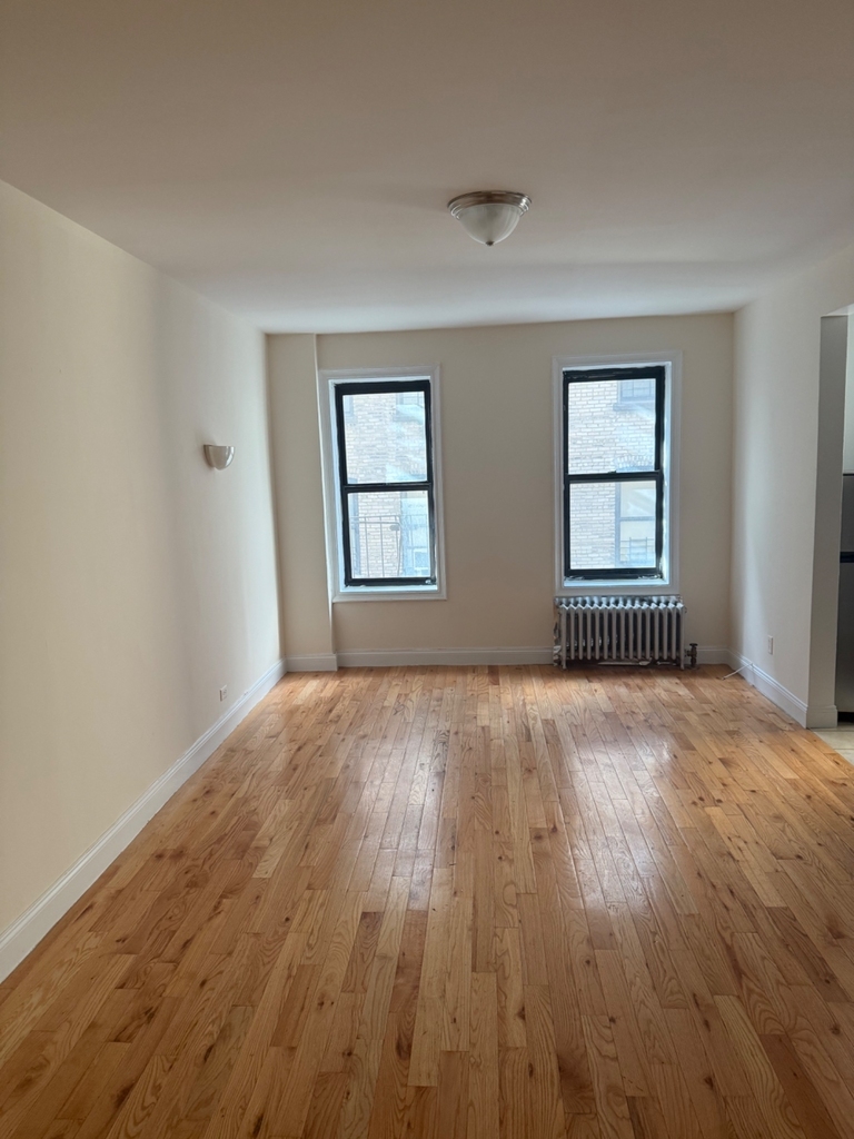 West 204th - Photo 1