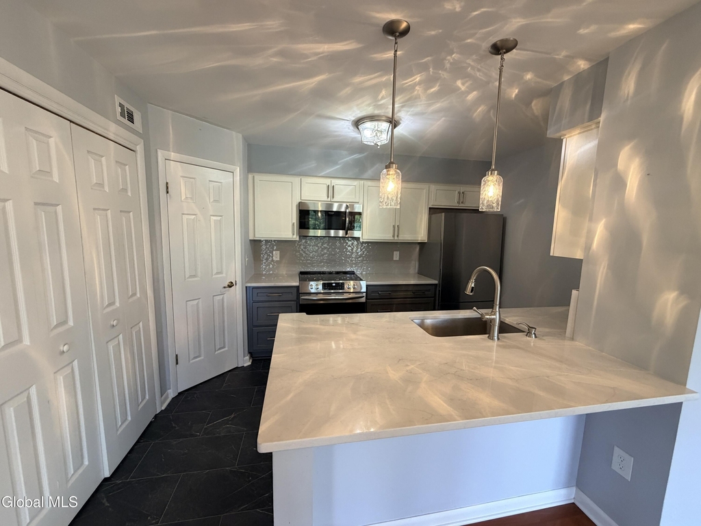 413 Diamond Rock Circle - Photo 5