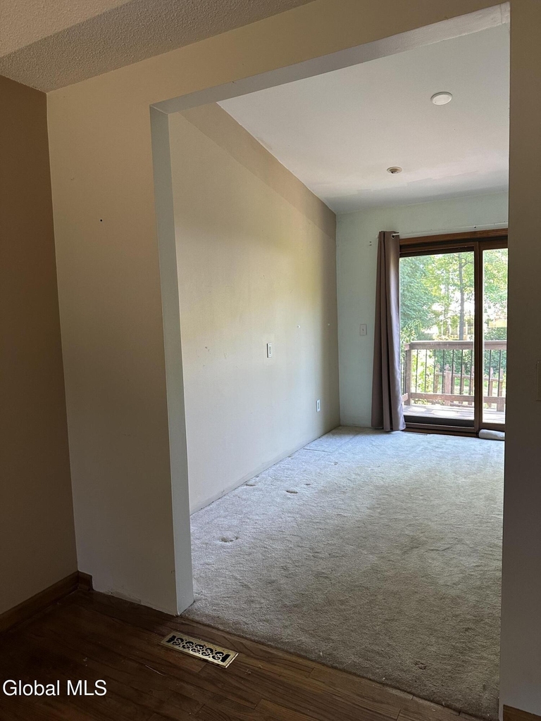 2810 Consaul Road - Photo 12