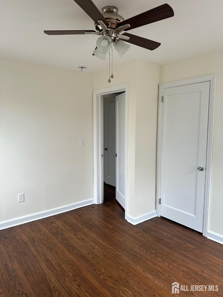 242 Grove Street - Photo 7