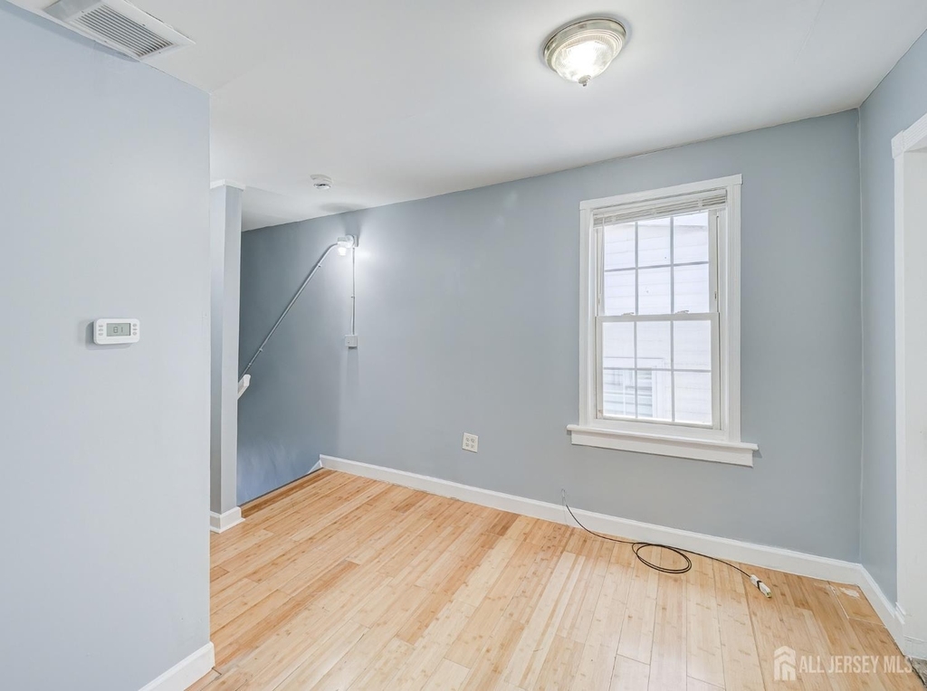 314 Seaman Street - Photo 3