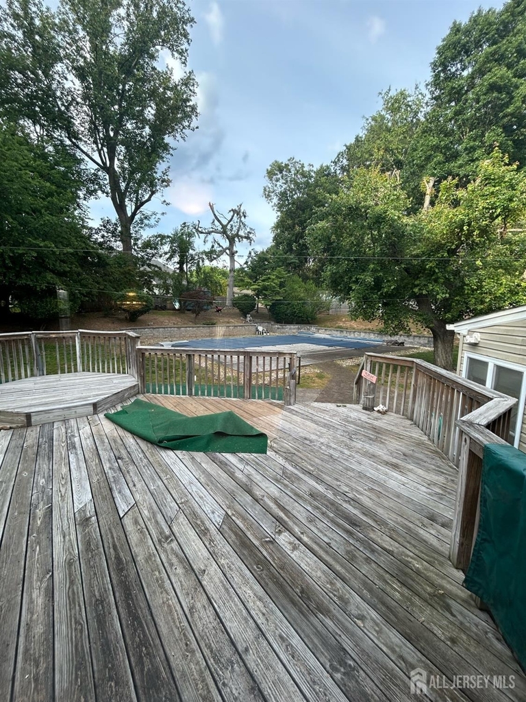 8 Julie Drive - Photo 24