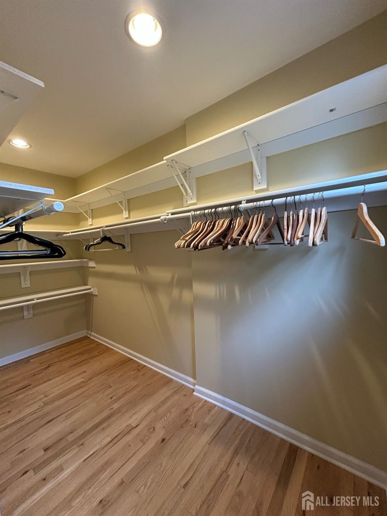 8 Julie Drive - Photo 15