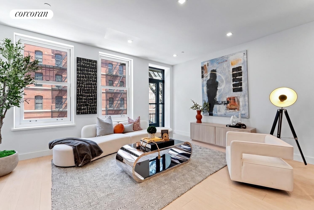 460 Greenwich Street - Photo 0