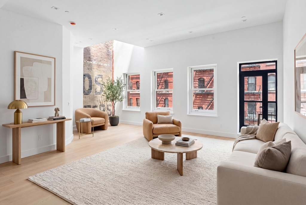 460 Greenwich Street - Photo 2