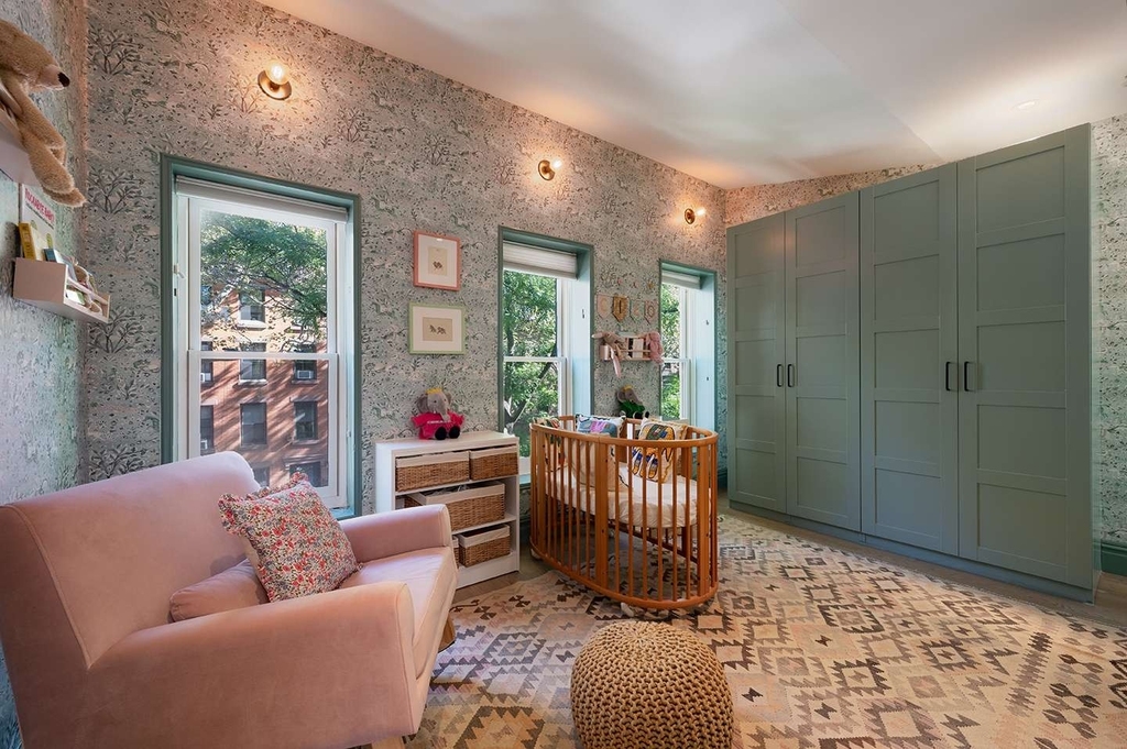 202 Bergen Street - Photo 11