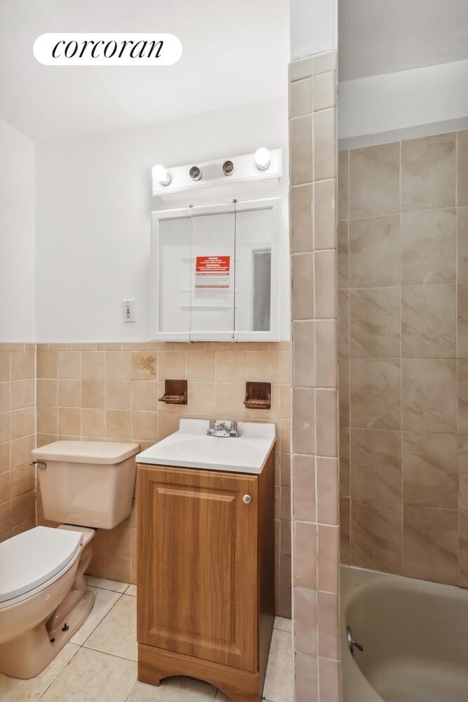 373 Park Place - Photo 4
