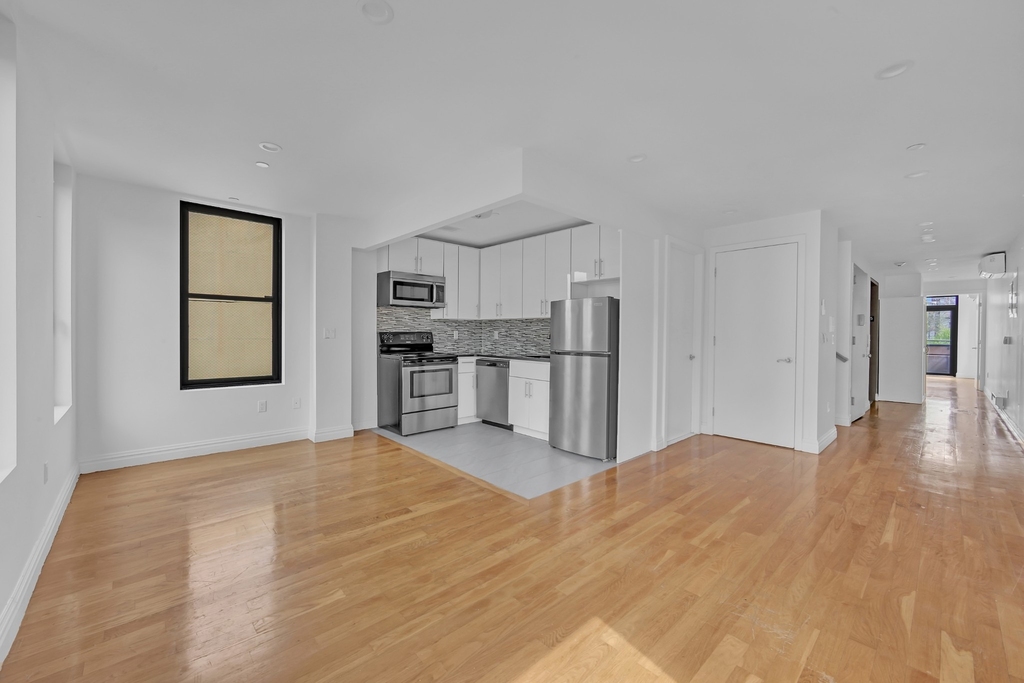 419 E 117th Street - Photo 2