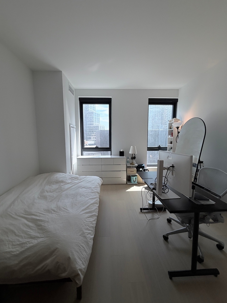 569 Fulton Street - Photo 4