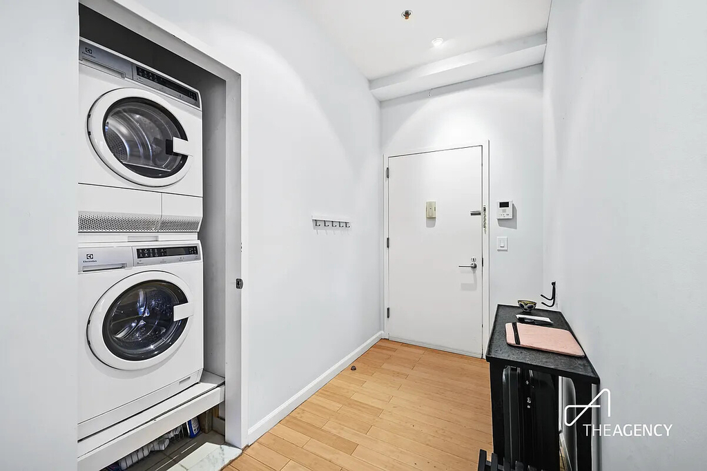 118 Greenpoint Avenue - Photo 7