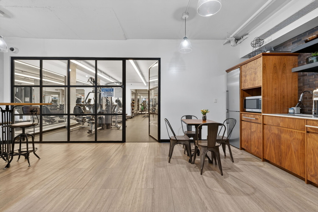 308 E 38th Street - Photo 8