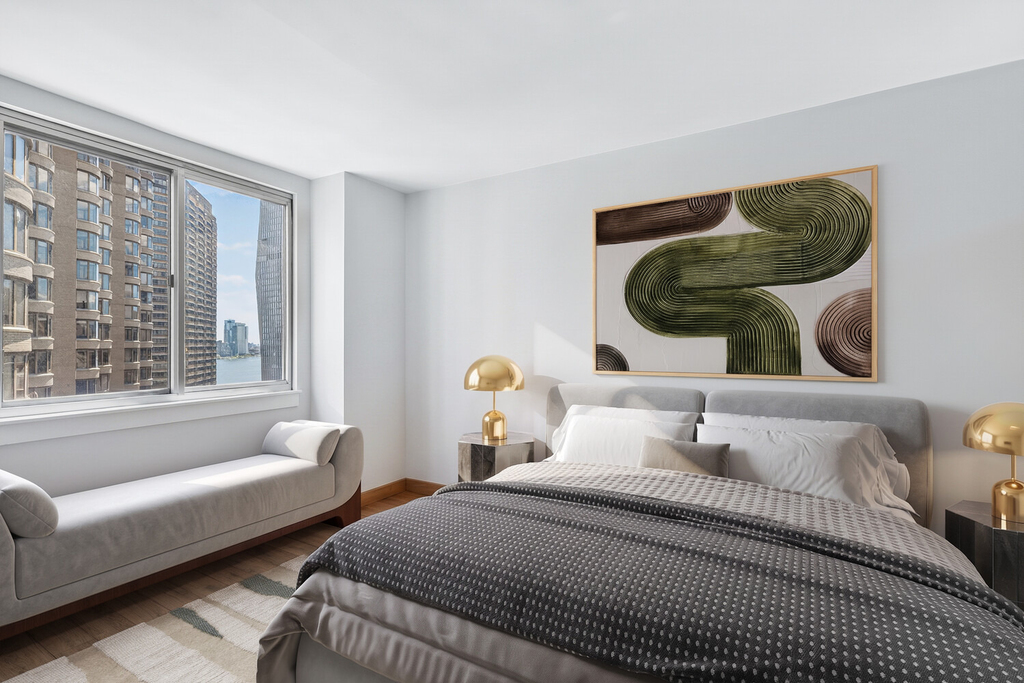 308 E 38th Street - Photo 3