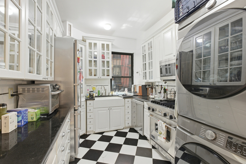 31 Tiemann Place - Photo 11