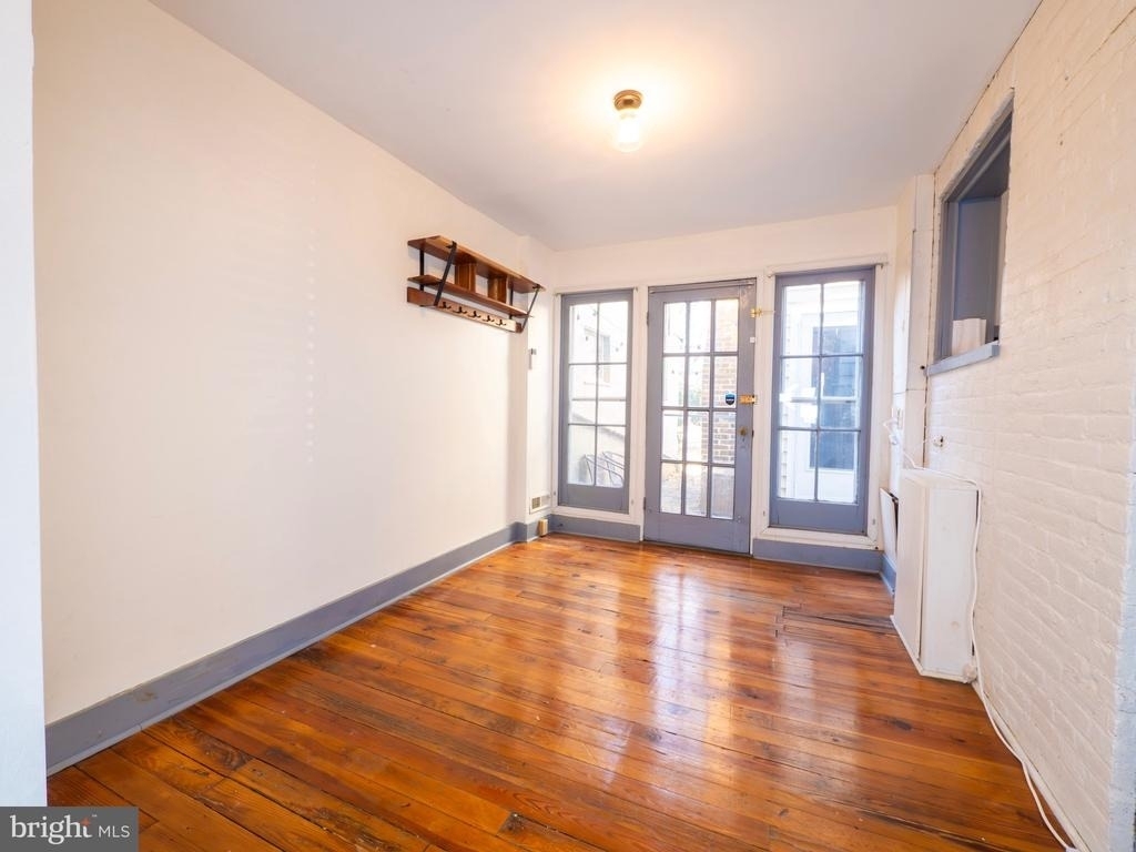 703 S Loudoun Street - Photo 16