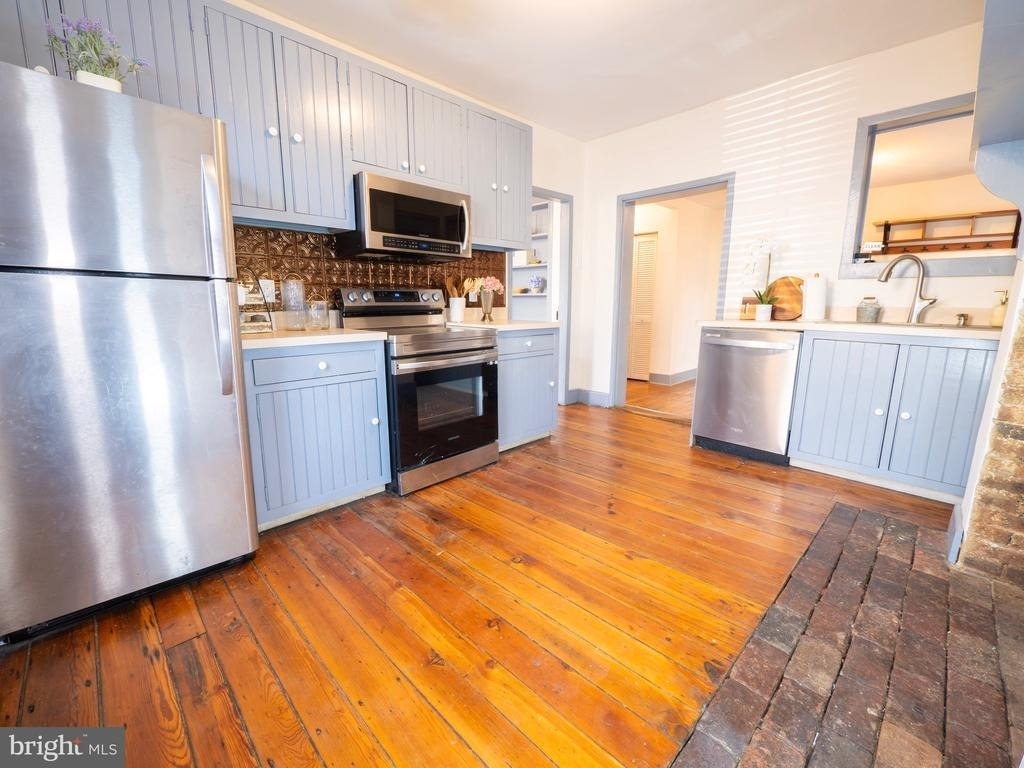 703 S Loudoun Street - Photo 15