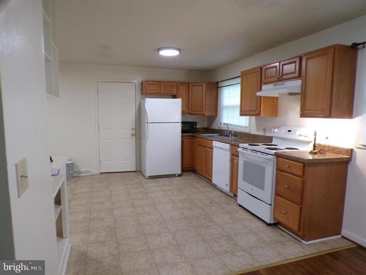 111 Walnut Drive - Photo 5
