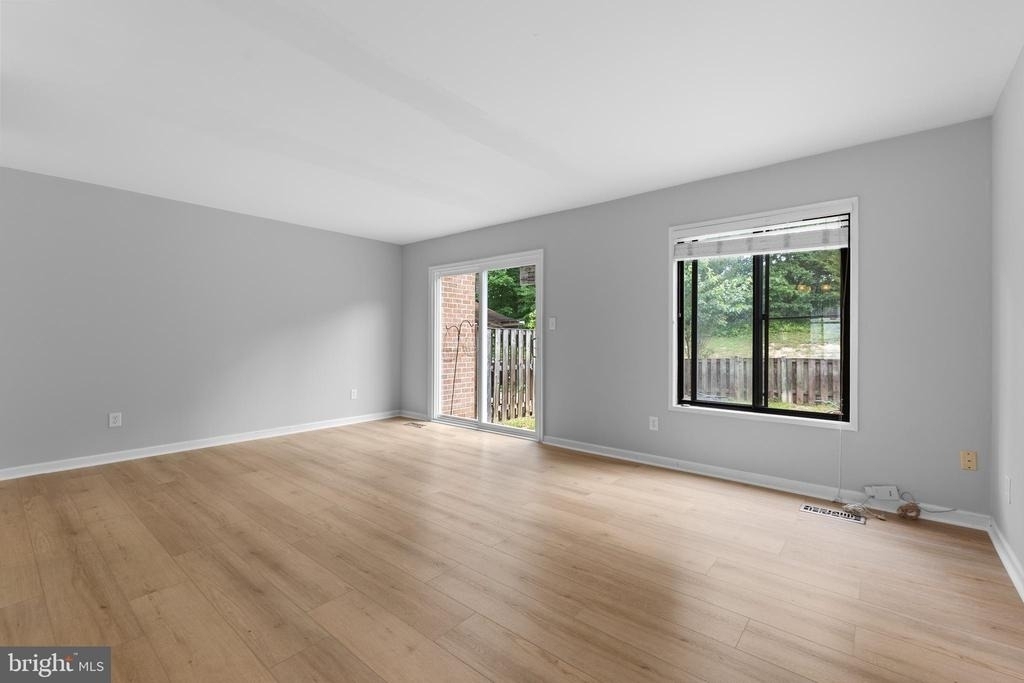 2813 Cambridge Drive - Photo 9