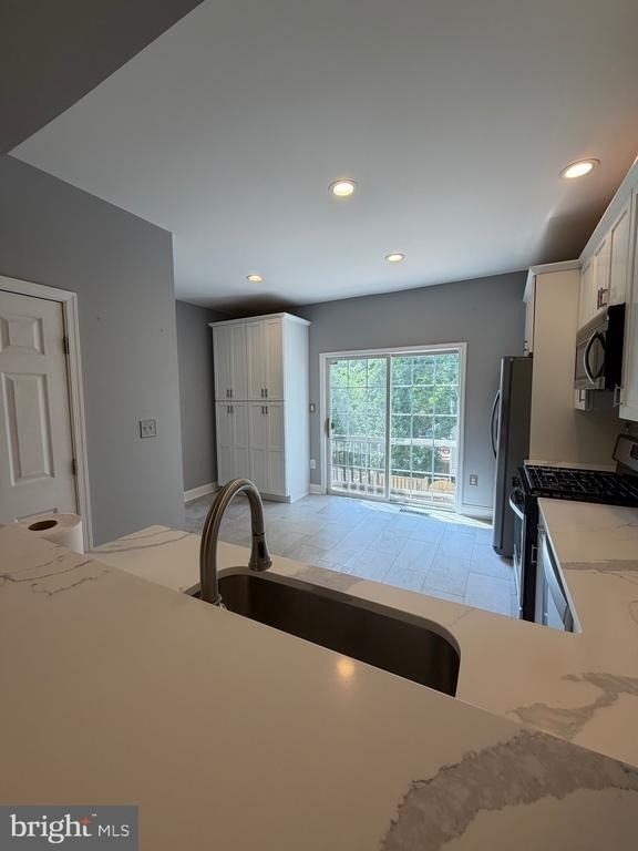 14397 Madrigal Drive - Photo 6