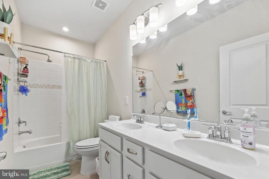 1680 Dunnington Place - Photo 27