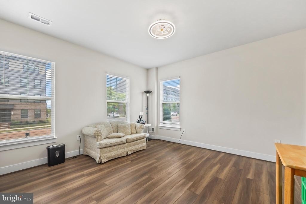 1680 Dunnington Place - Photo 22