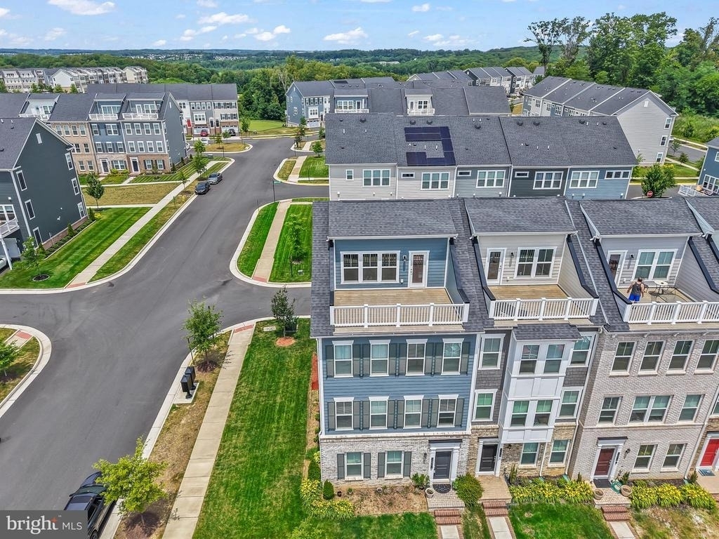 1680 Dunnington Place - Photo 4