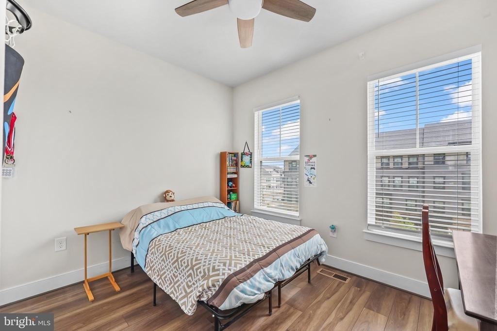 1680 Dunnington Place - Photo 18
