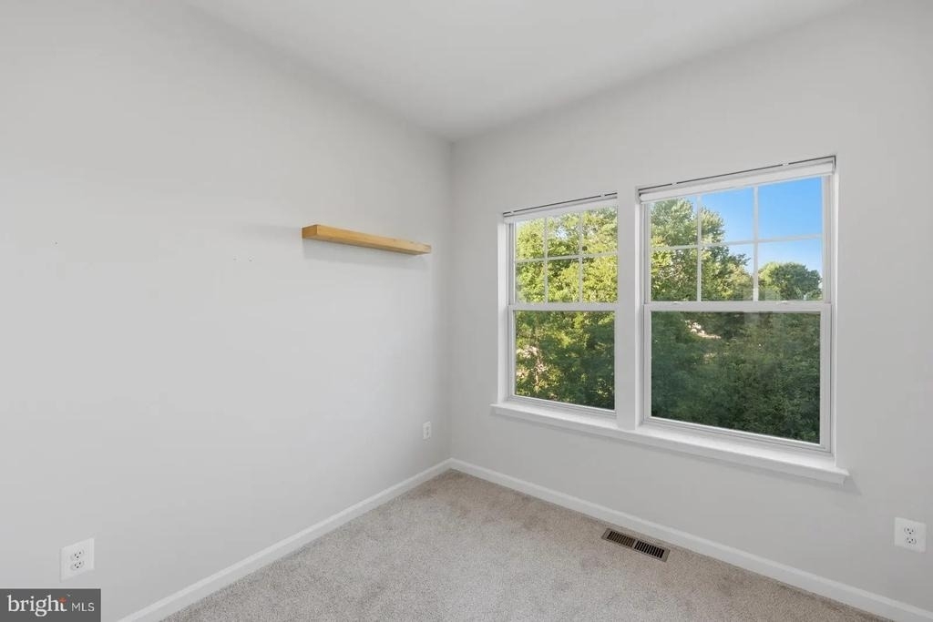 9309 Barnes Loop - Photo 12