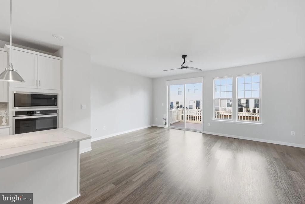 9309 Barnes Loop - Photo 7