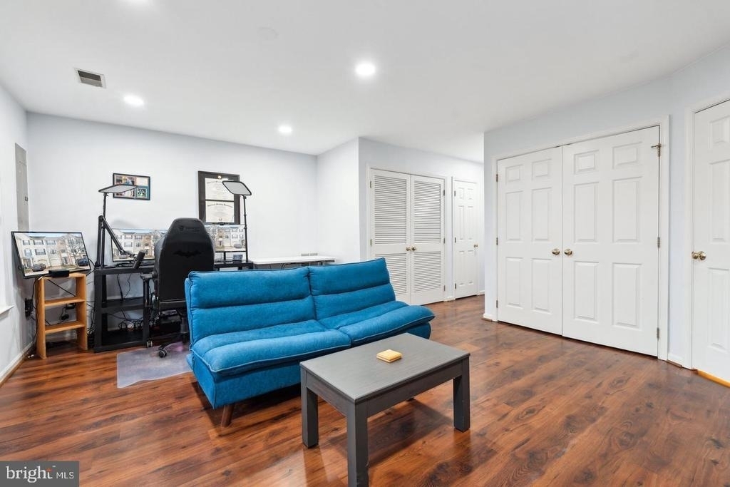 43507 Jubilee Street - Photo 4